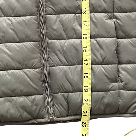 Cat & Jack Green Kids Puffer Fleece Jacket - Picture 3 of 3